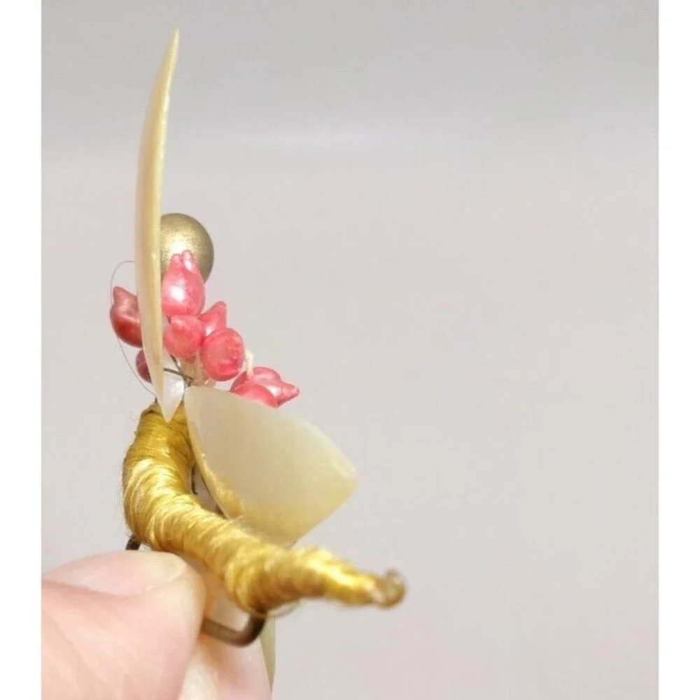 Vintage Shell Flower Brooch Pin Mother of Pearl MOP Leaves Red Berries Corsage